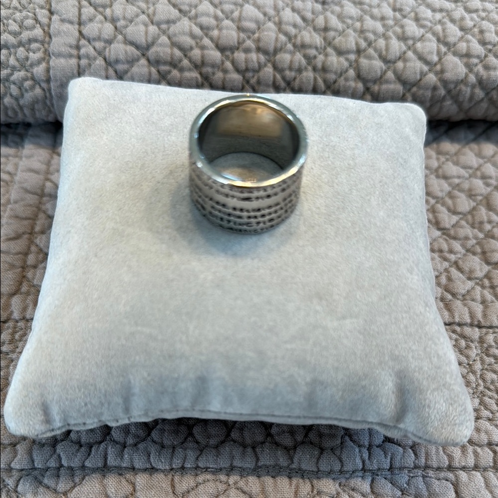 Silver Band Ring